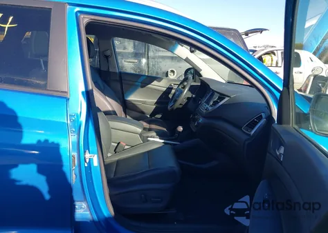 2018 Hyundai Tucson Sel Plus z USA, uszkodzony, nr VIN KM8J33A44JU696608